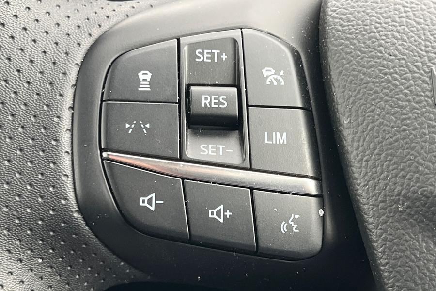 Ford KUGA Photo autoimg-17c3b136bcc32020cd8cbf1e966619f603b4e23a.jpg
