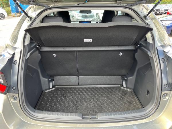 Toyota Yaris Photo autoimg-17c4183556577c615d1b12e1fb1c343509d6ddea.jpg