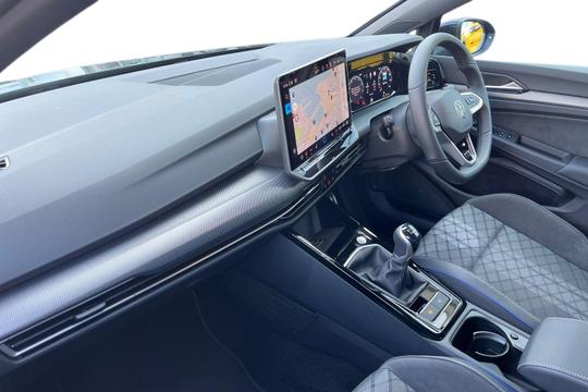 Volkswagen Golf Photo autoimg-17c8c7ff13ccb092aed00812bcbf36ae439ed675.jpg