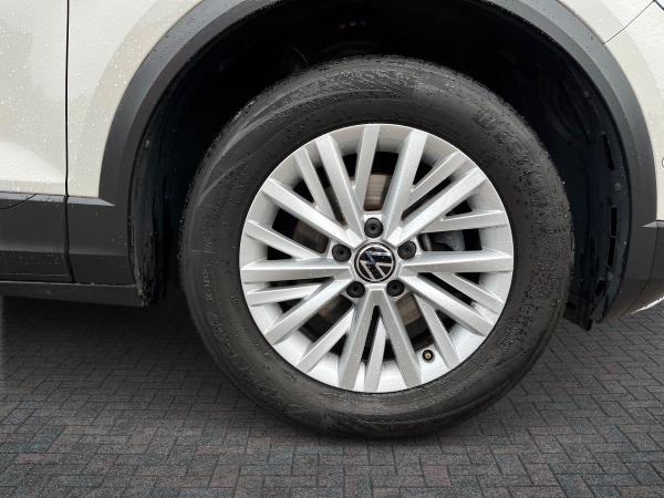 Volkswagen T-Roc Photo autoimg-17c8e5f660ab89158a55610297263c90da316a97.jpg