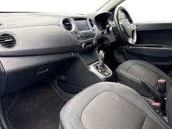 HYUNDAI i10 Photo 2