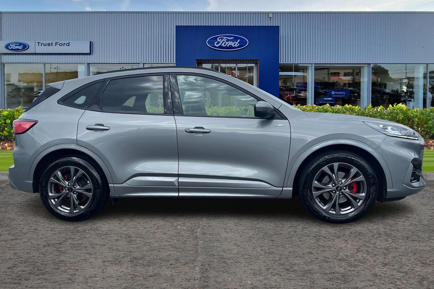 Ford Kuga Photo 2