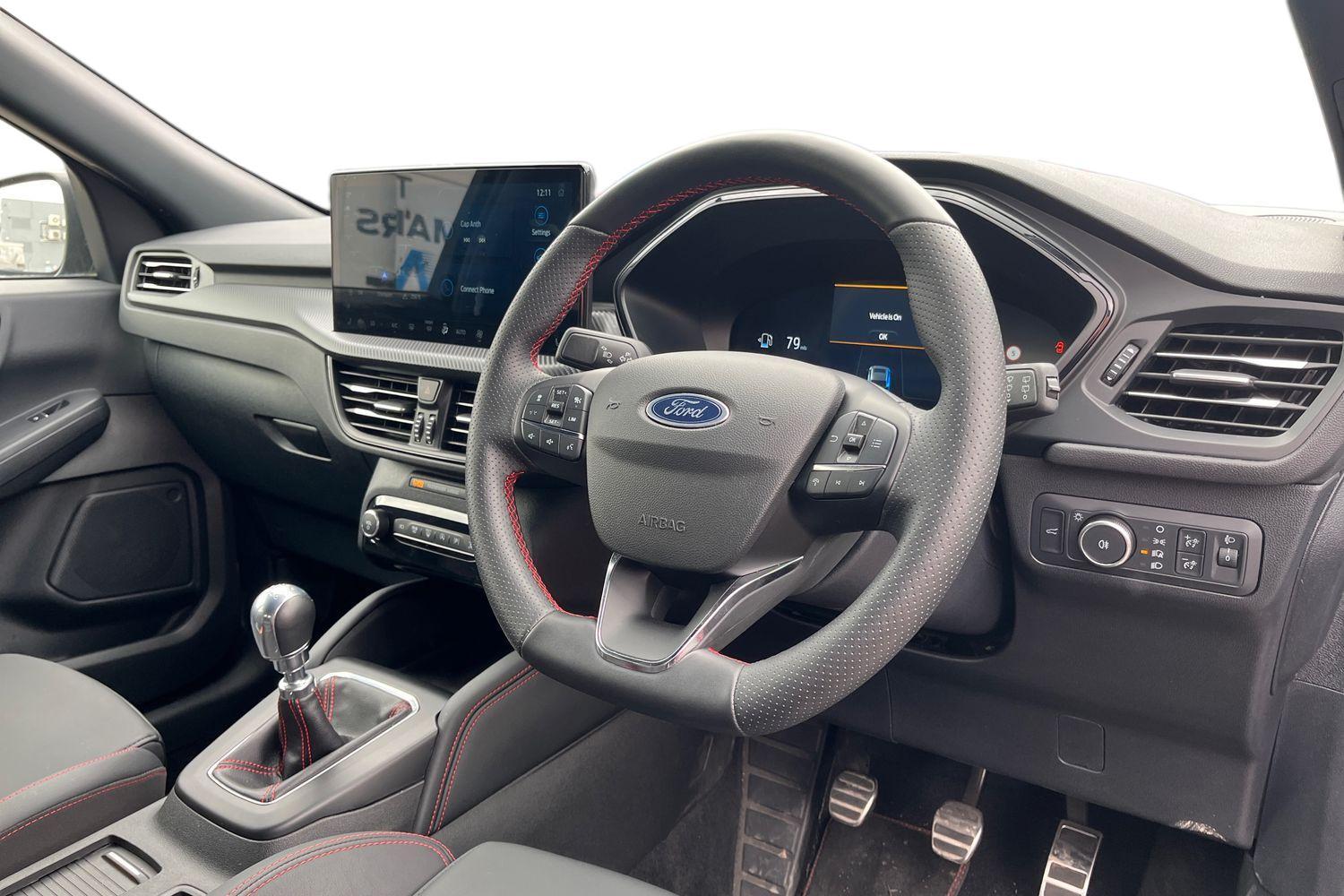 Ford KUGA Photo 8