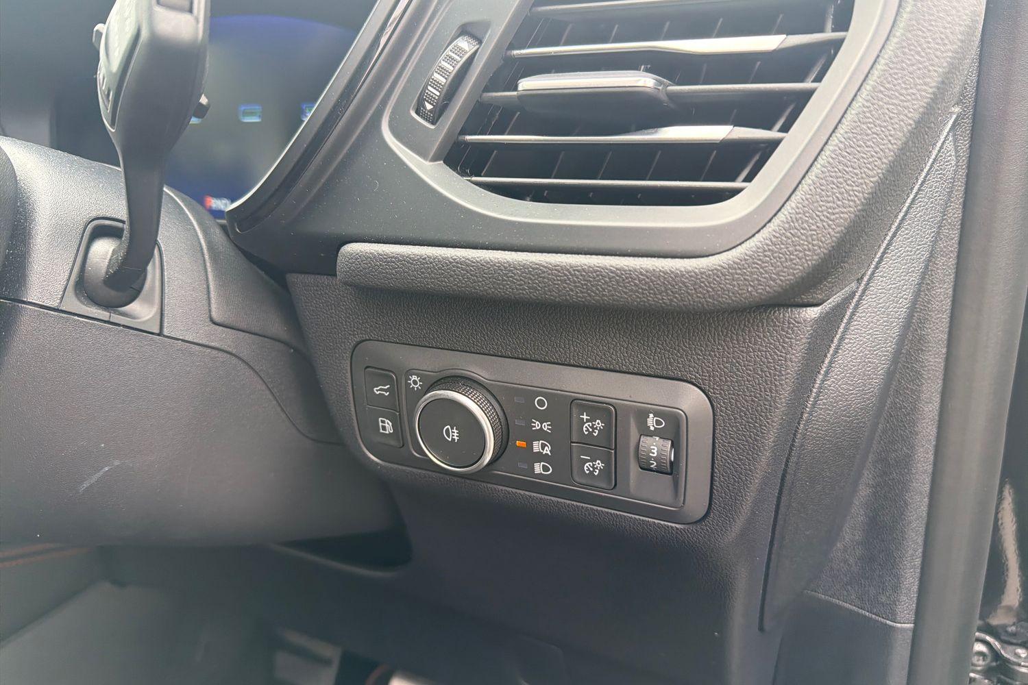 Ford Kuga Photo 32