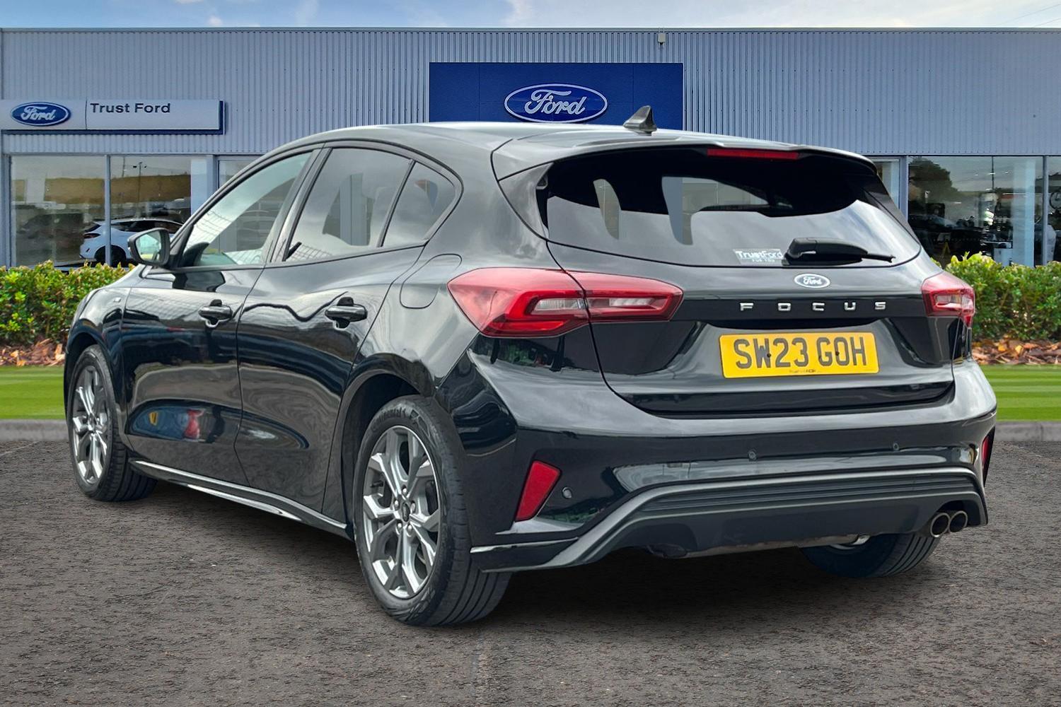 Ford Focus Photo 1
