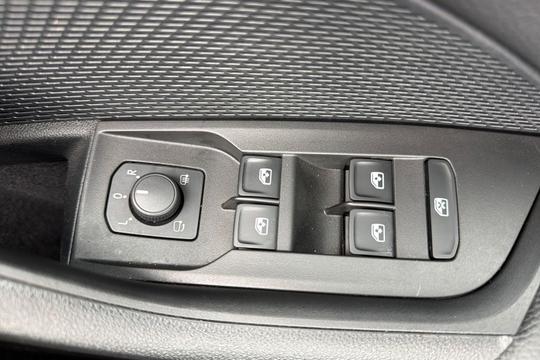 Skoda Octavia Photo autoimg-17dc410789fa326efe5b9f987cbc8bcc256b934f.jpg