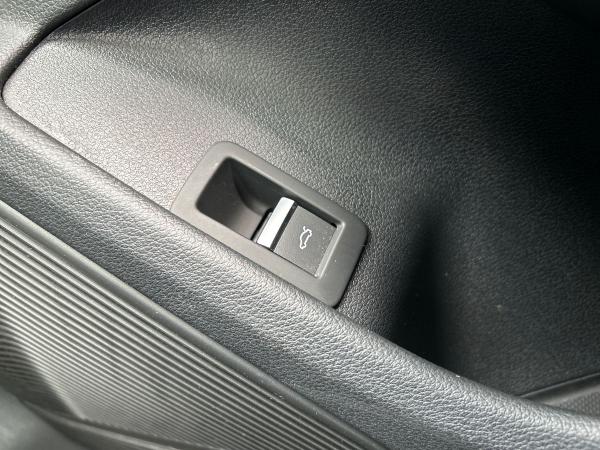 Audi A5 Photo autoimg-17df52cb03facc31f0edcccd4066e67e87a080ad.jpg