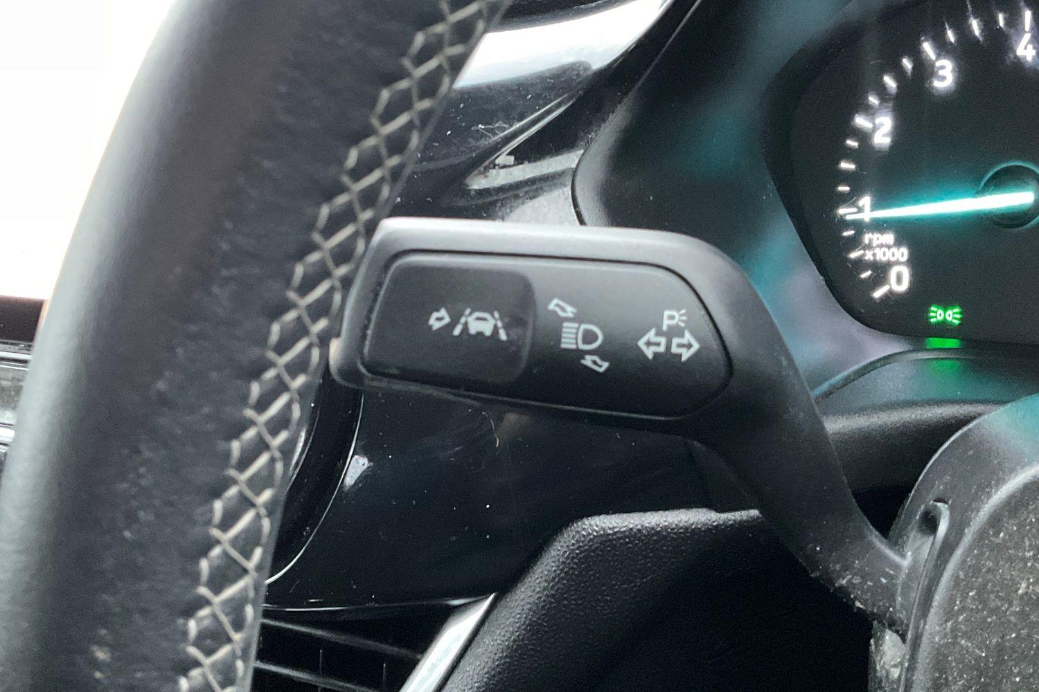 Ford FIESTA Photo 13