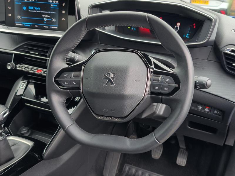 Used Peugeot 2008 FSZ4445 32