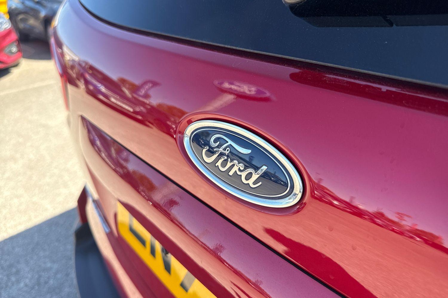 Ford ECOSPORT Photo 23