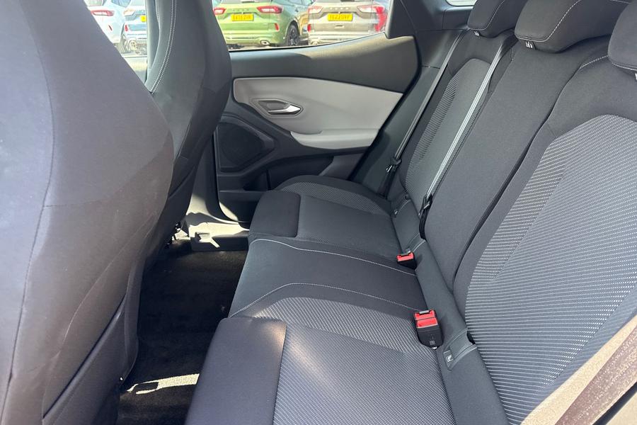 Ford EXPLORER Photo autoimg-17ed1d1cb45239ceaaa661ac7b1d8b30518aaefb.jpg