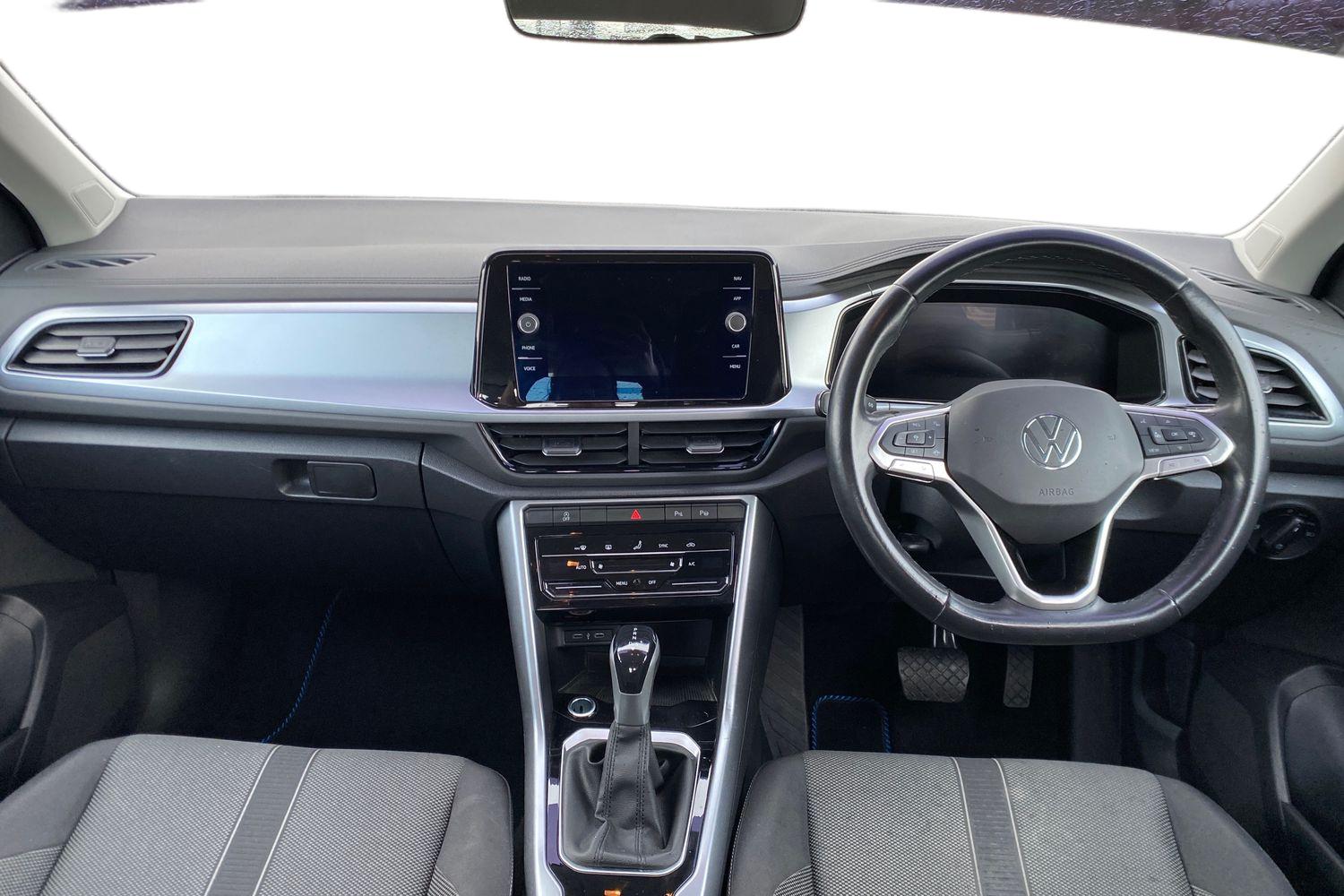 Volkswagen T-ROC Photo 9