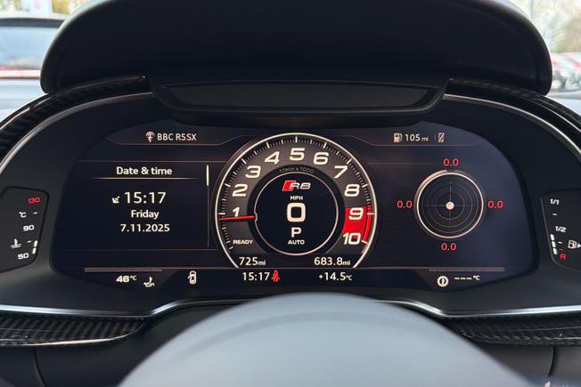 AUDI R8 Photo 15
