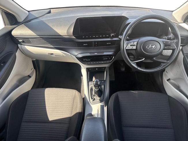 HYUNDAI i20 Photo 10
