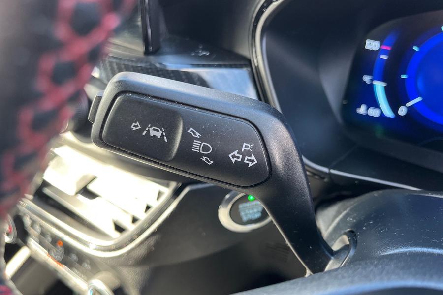 Ford Focus Photo autoimg-17fab35fdca7e8d478a8a09ef8dbd2fc078cf8e9.jpg