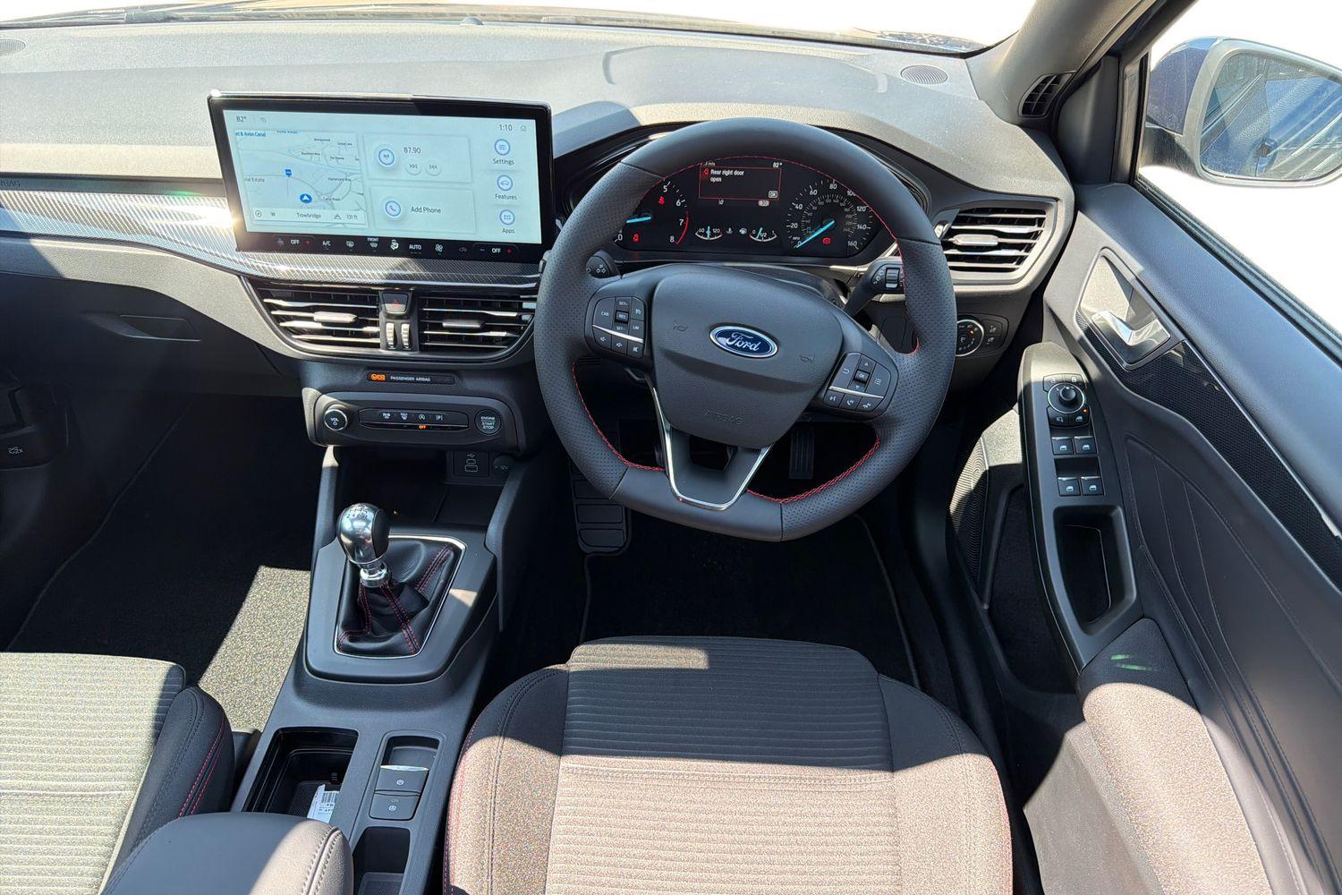 Ford Focus Photo 10