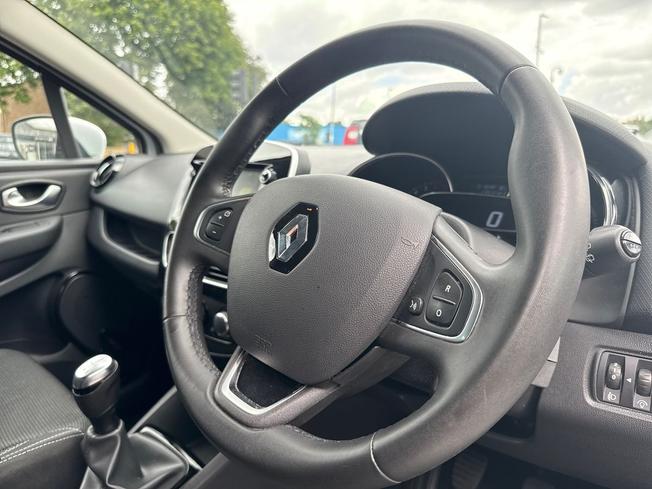 RENAULT Clio Photo 58