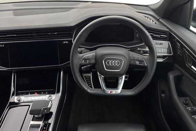 Audi Q8 Photo 11