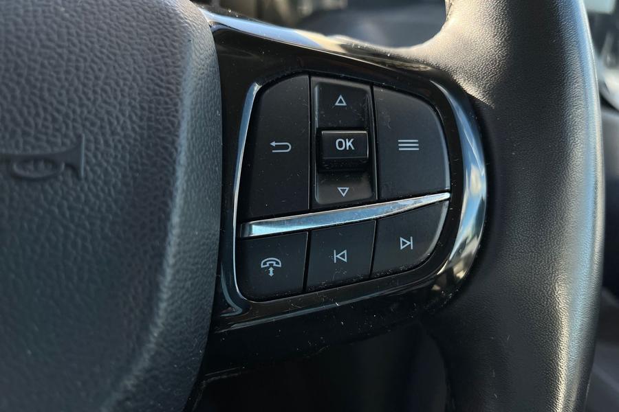 Ford TRANSIT CUSTOM Photo autoimg-17ff66aa0199d565b6a83ae511d0e92682562134.jpg