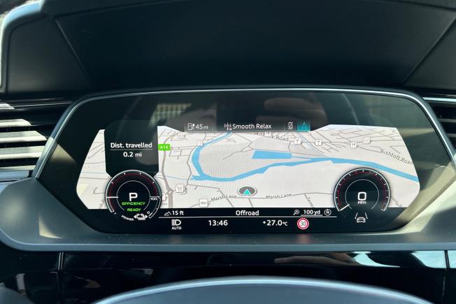 Audi e-tron S Photo 58
