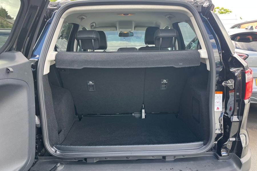 Ford EcoSport Photo autoimg-1803d9ef4d2c637ff0e31e165e3d686be4548d0a.jpg