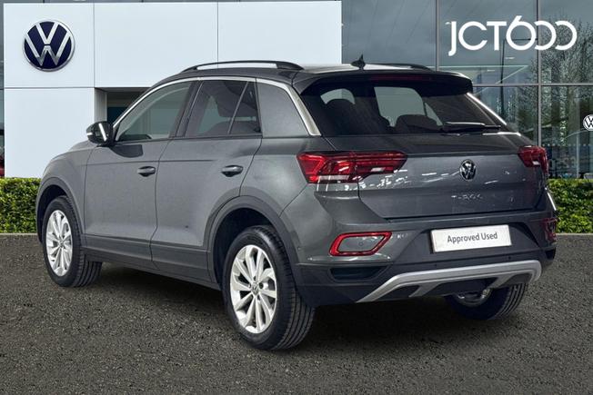 VOLKSWAGEN T-Roc Photo 3