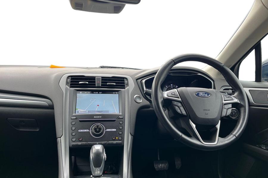 Ford MONDEO Photo autoimg-1808e3a533557cb54c1caa2fb7313e06d3f9c02e.jpg