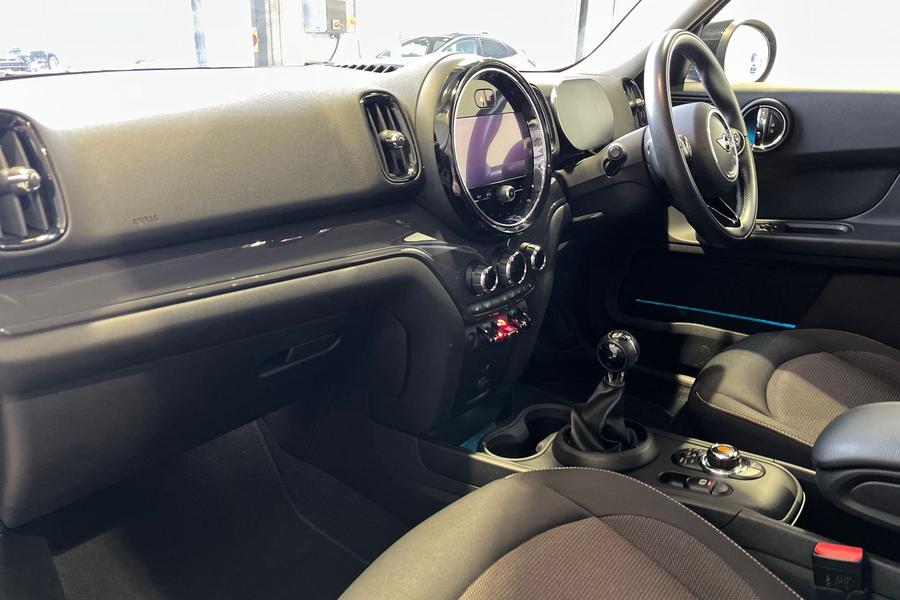 MINI Countryman Photo autoimg-18093ceb8a6b10bcb0511d683c3304b6992ba4f9.jpg
