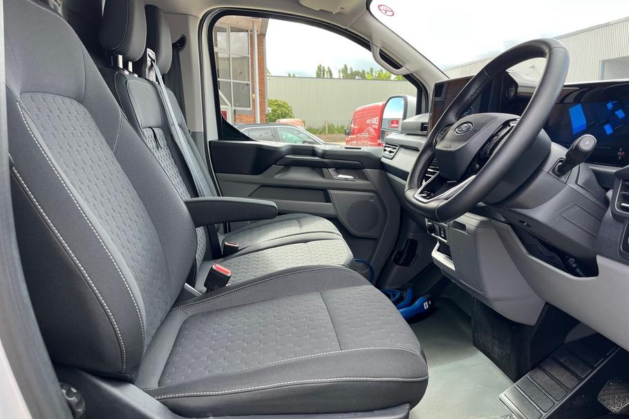 Used Ford TRANSIT CUSTOM WP75VZG 32