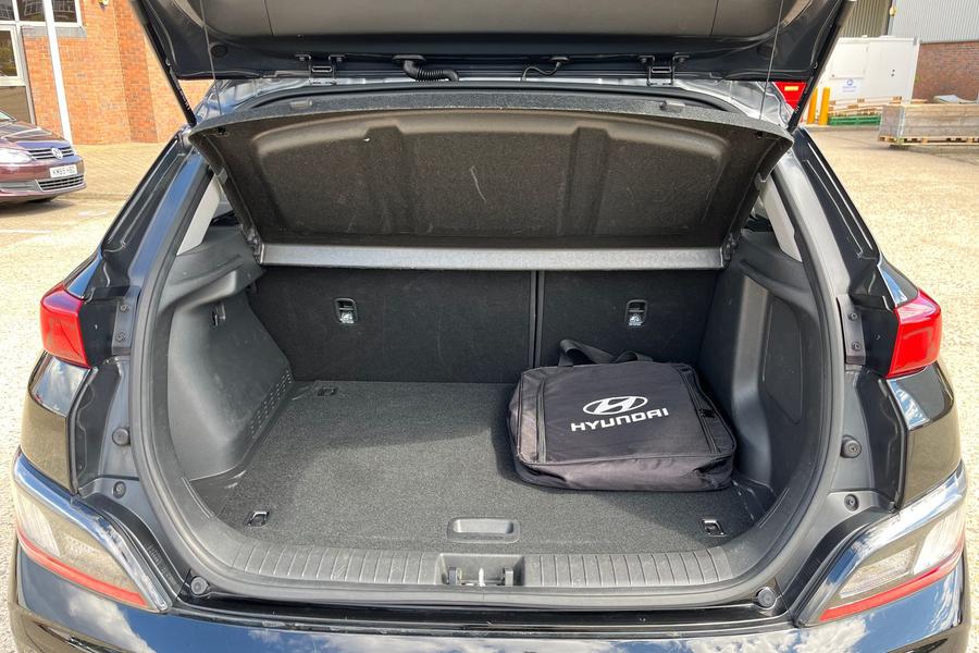 Hyundai KONA Photo autoimg-180d76686e1b87ee166b5c5aae7f739b395bca7b.jpg