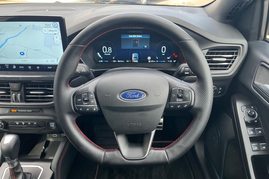 Ford FOCUS Photo autoimg-18112ab70f11bd8ab74dc31537e3e18a463bce19.jpg