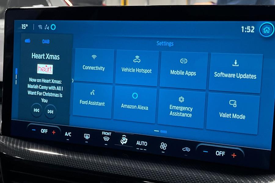 Ford FOCUS Photo autoimg-18130950cf1a807fc22ed9ae471fe4d26b598c50.jpg