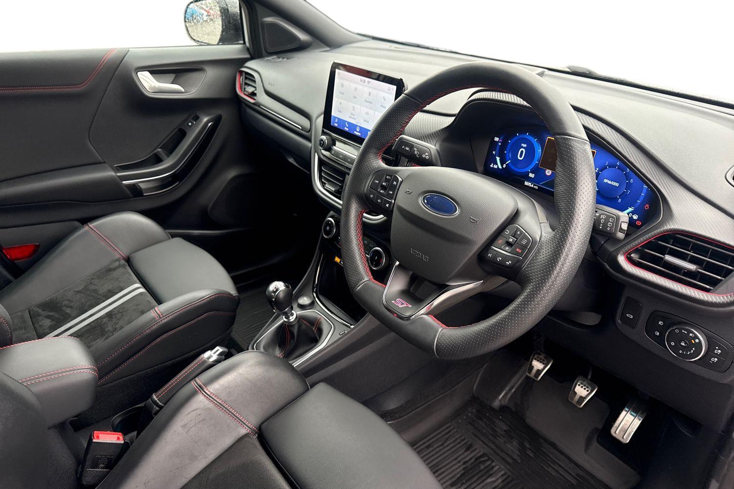 Ford PUMA Photo 8