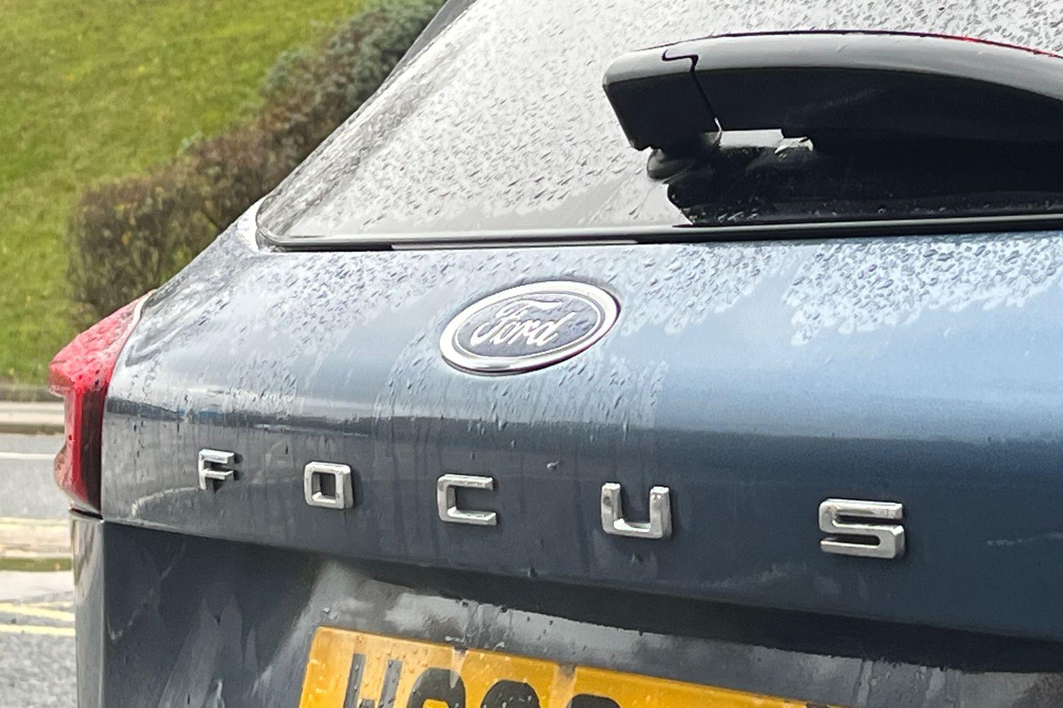 Ford FOCUS Photo 38