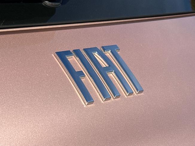 FIAT 500e Photo 33