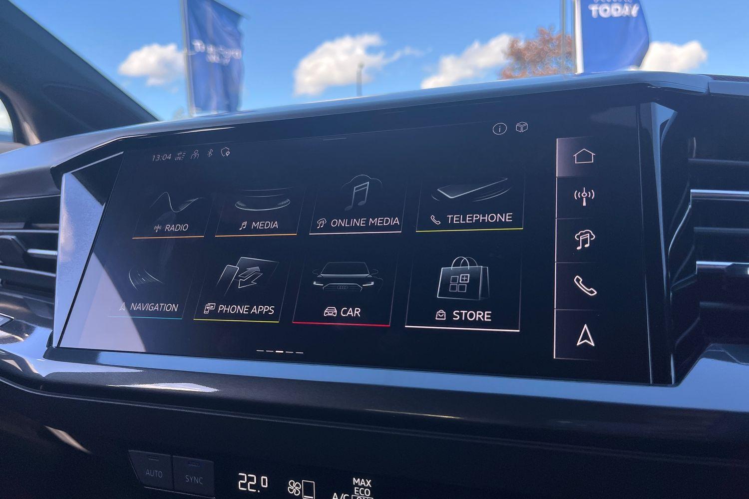 Audi Q4 e-tron Photo 29