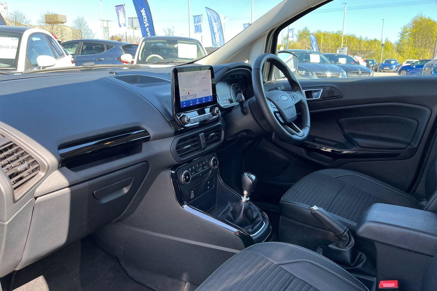 Ford ECOSPORT Photo 17
