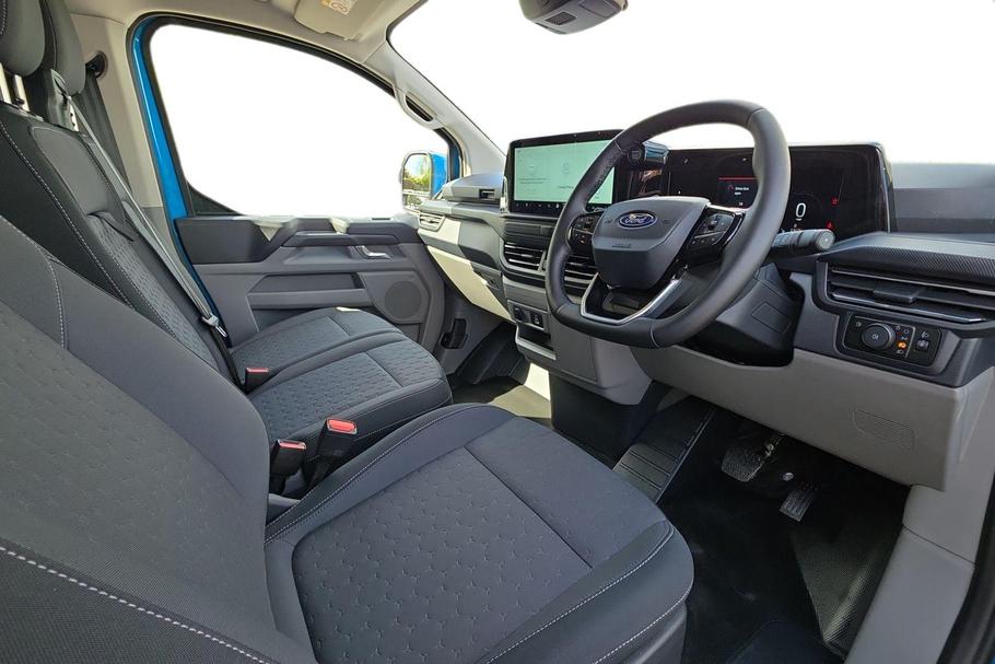Used FORD TRANSIT CUSTOM WP75URZ 14