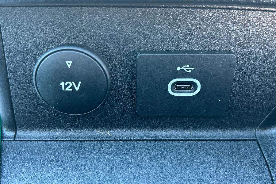 Ford TRANSIT Photo autoimg-181e5f8f1c424c0b650be057bd58668838e26383.jpg
