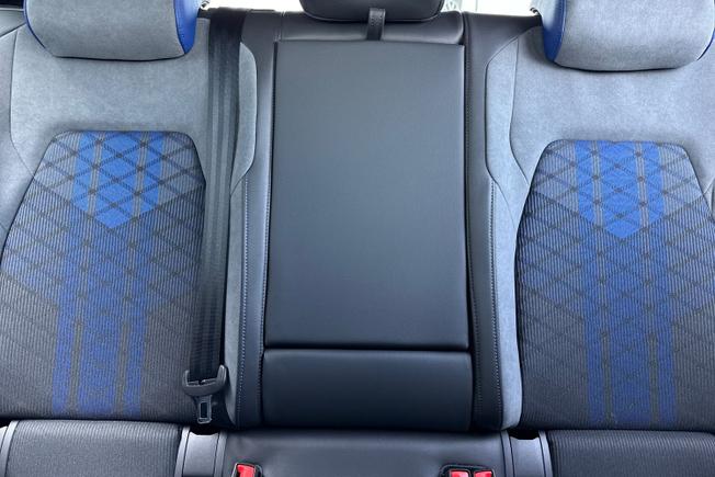 VOLKSWAGEN Golf Photo 41