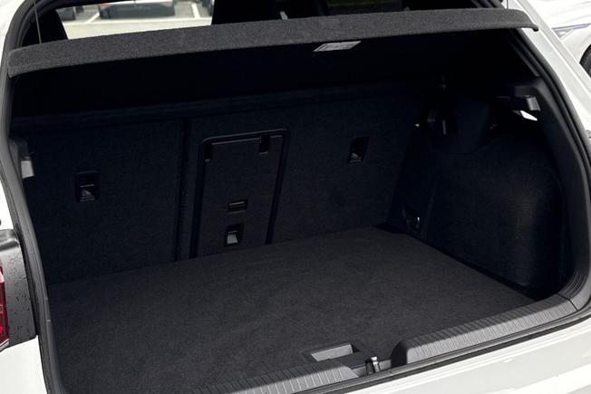 VOLKSWAGEN Golf Photo 12