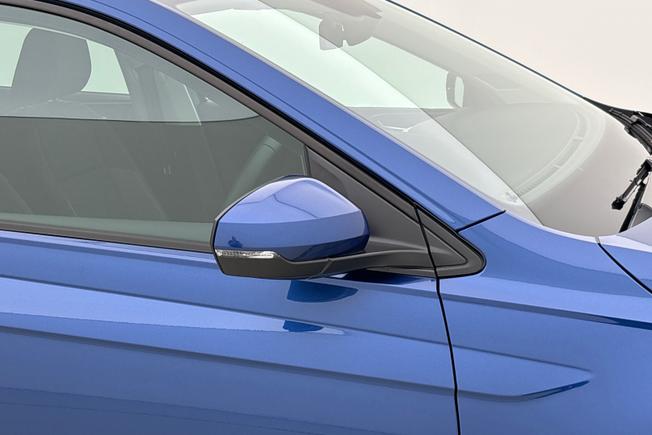 VOLKSWAGEN Polo Photo 20