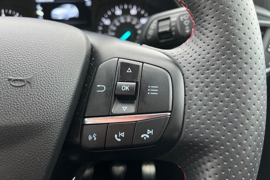 Ford Fiesta Photo autoimg-182774db4cd4d940397d4cec5d58475fa6549290.jpg