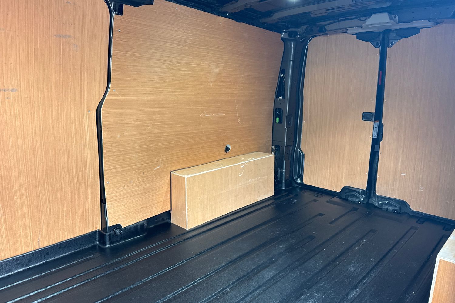 Ford TRANSIT CUSTOM Photo 3