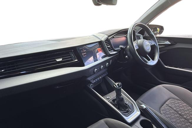 AUDI A1 Photo 2