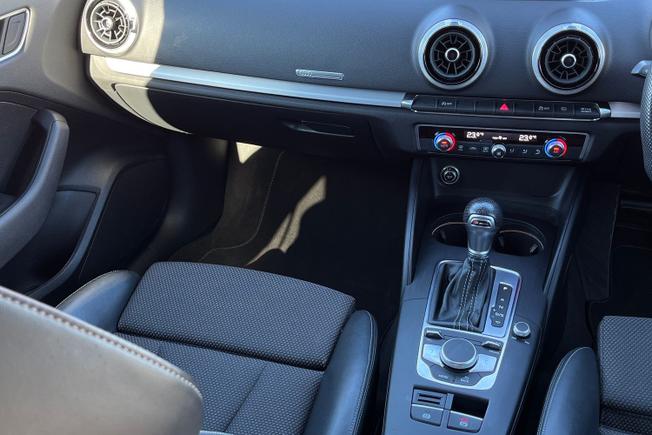 AUDI A3 Photo 43