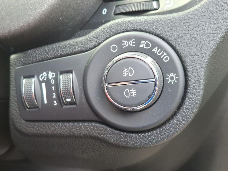 Used Fiat 500X Dolcevita NV23KFN 38