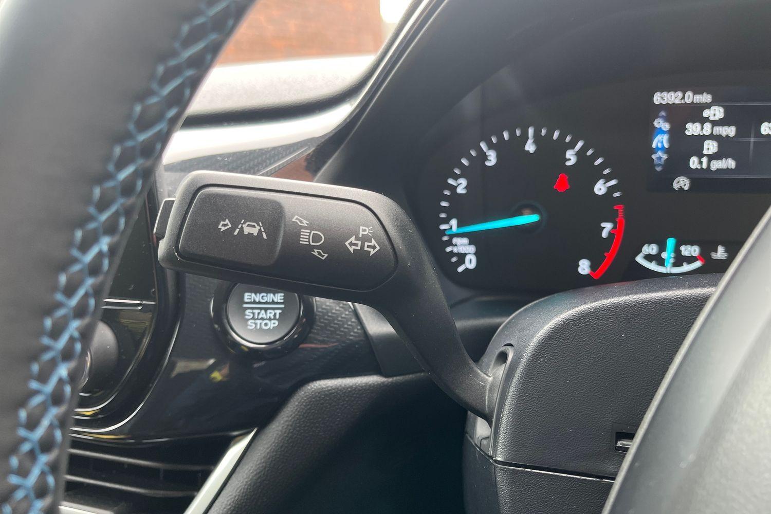 Ford FIESTA Photo 13