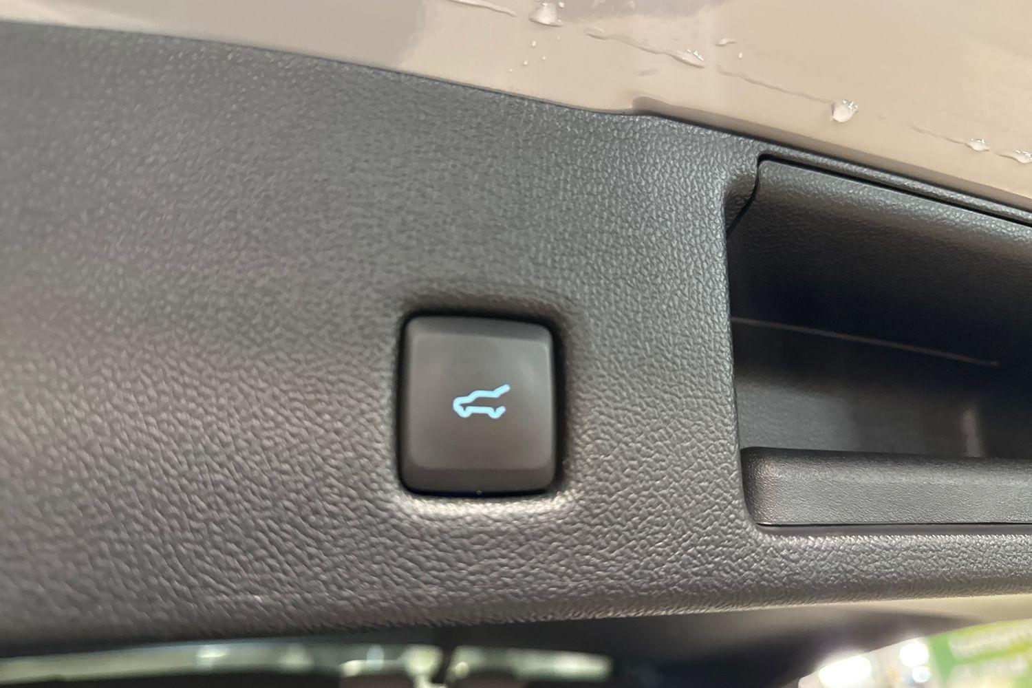 Ford KUGA Photo 23