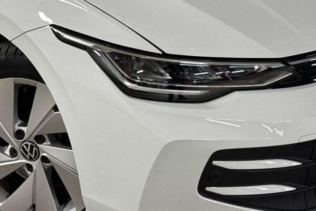 VOLKSWAGEN Golf Photo 19